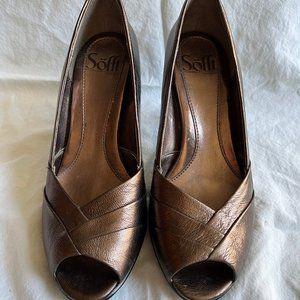Bronze Heels with Peep Toe - Comfortable! - 6